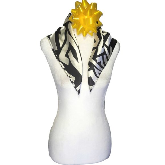 NWT Genuine 100% Mulberry Silk Satin Scarf 20"x20" Small Square Shawl 5415 - Picture 5 of 8